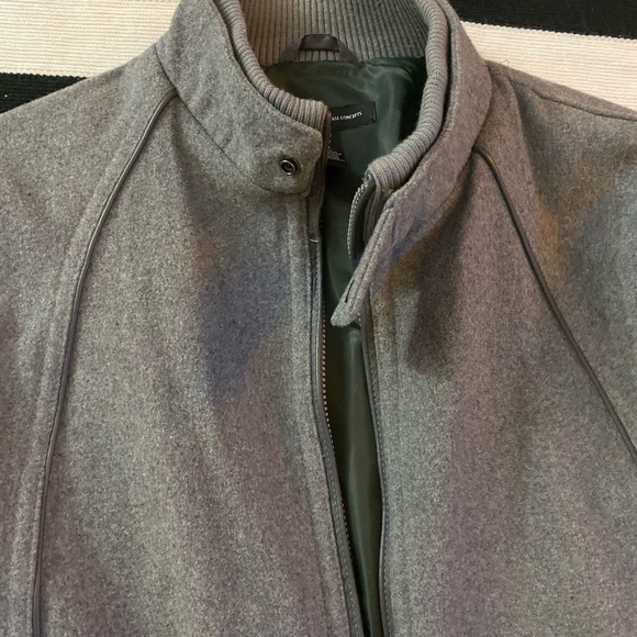 Men’s Inc Jacket - like new barely worn - Picture 2 of 5